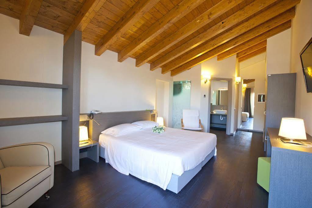 Harmony Suite Hotel Selvino Exterior foto
